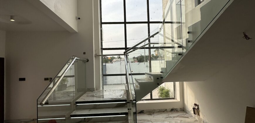 For Sale: Stunning 4-Bedroom Home with Swimming Pool