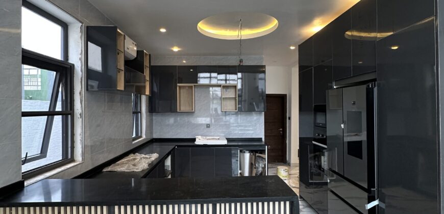 For Sale: Stunning 4-Bedroom Home with Swimming Pool