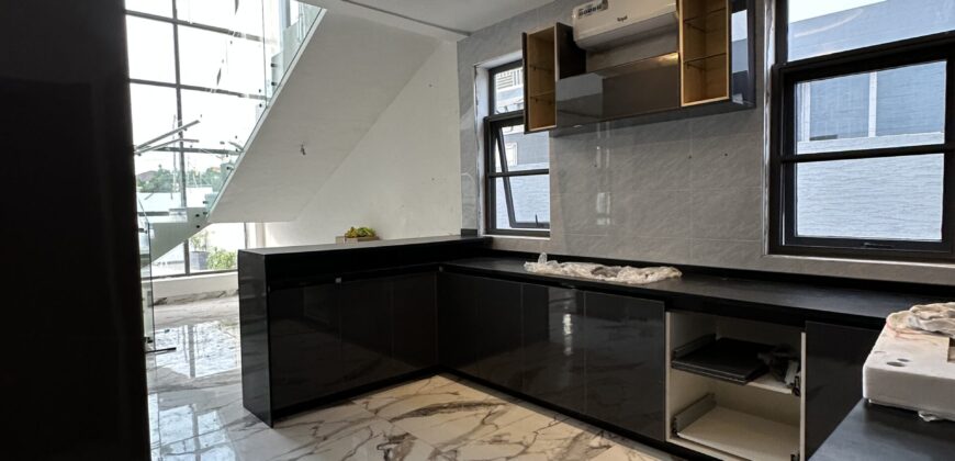 For Sale: Stunning 4-Bedroom Home with Swimming Pool