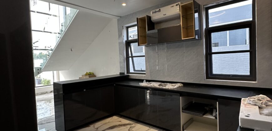 For Sale: Stunning 4-Bedroom Home with Swimming Pool