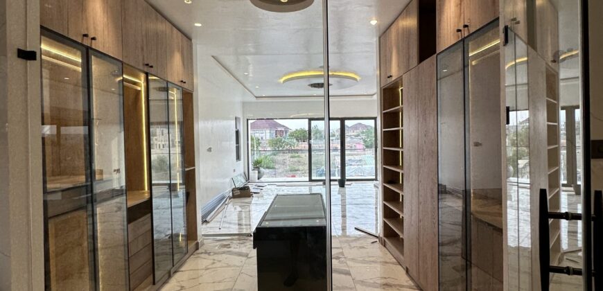 For Sale: Stunning 4-Bedroom Home with Swimming Pool