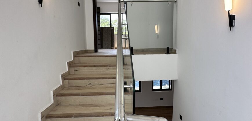 Beautiful 3-Bedroom Home for Sale – Ashaley Botwe