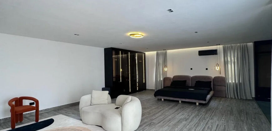 Fully Furnished 4-Bedroom House with Swimming Pool & Cinema for Sale!