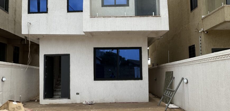 2-Bedroom Detached House for Sale – Ashaley Botwe, Accra