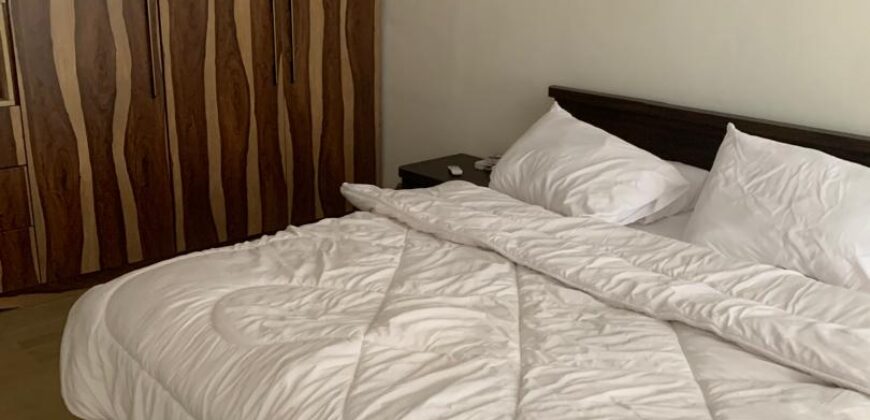 A HOUSE FOR SHORT LET, $100 A NIGHT AND $850 A MONTLY