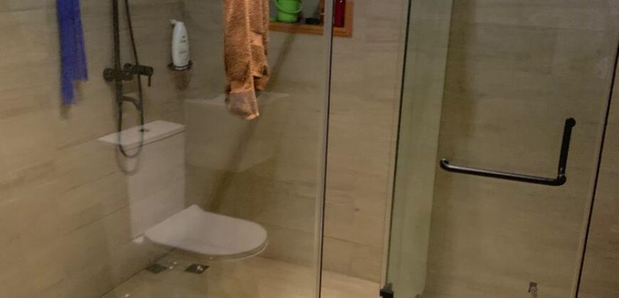 A HOUSE FOR SHORT LET, $100 A NIGHT AND $850 A MONTLY