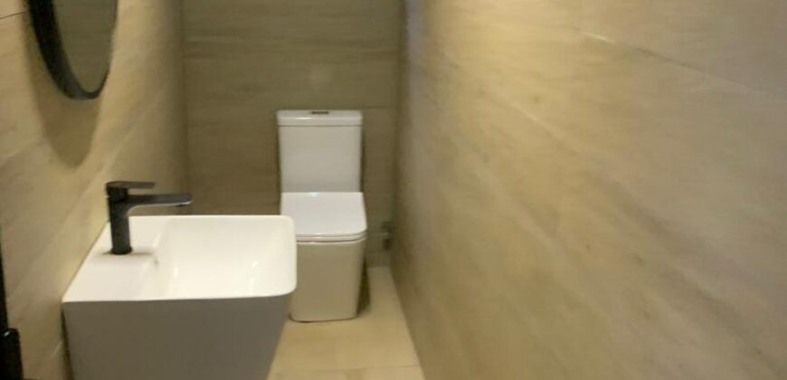 A HOUSE FOR SHORT LET, $100 A NIGHT AND $850 A MONTLY