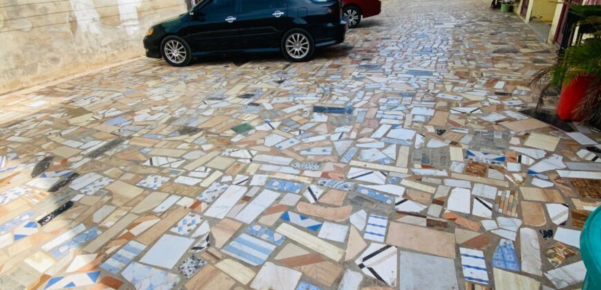 Apartment for sale for 300000 at Ashonman Estate