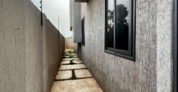 4 bedroom self contain in spintex on the Okpoigono road For Sale