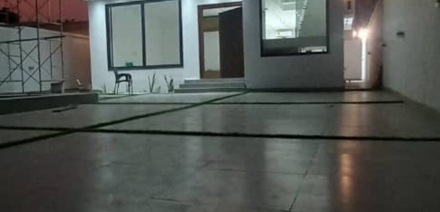 🏡 Executive 4-Bedroom House + Boys’ Quarters For Sale – School Junction, Accra