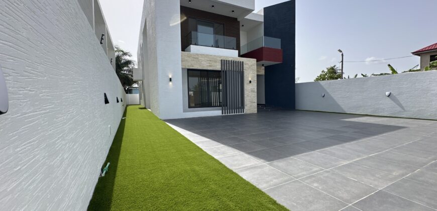 Luxurious 4-Bedroom Home with Maids Quarters for Sale – Community 16, Accra