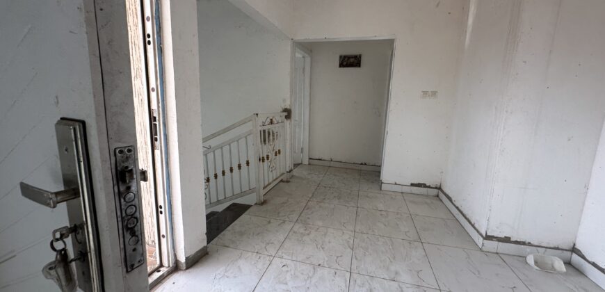 4-Bedroom Storey Building with Spacious Compound – Spintex
