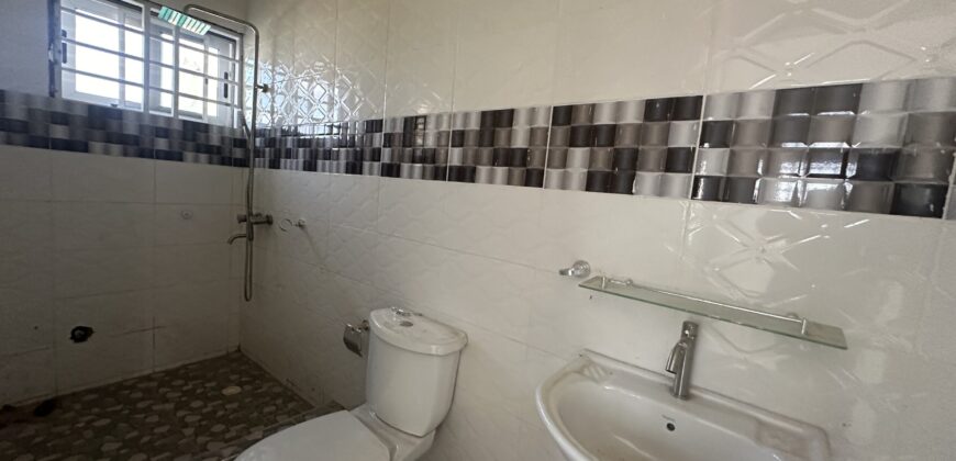 4-Bedroom Storey Building with Spacious Compound – Spintex