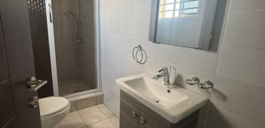 🏠 Executive 4-Bedroom House for Sale at Lakeside Estate