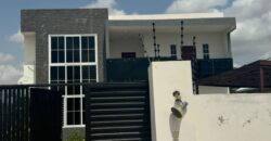 🏠 Executive 4-Bedroom House for Sale at Lakeside Estate