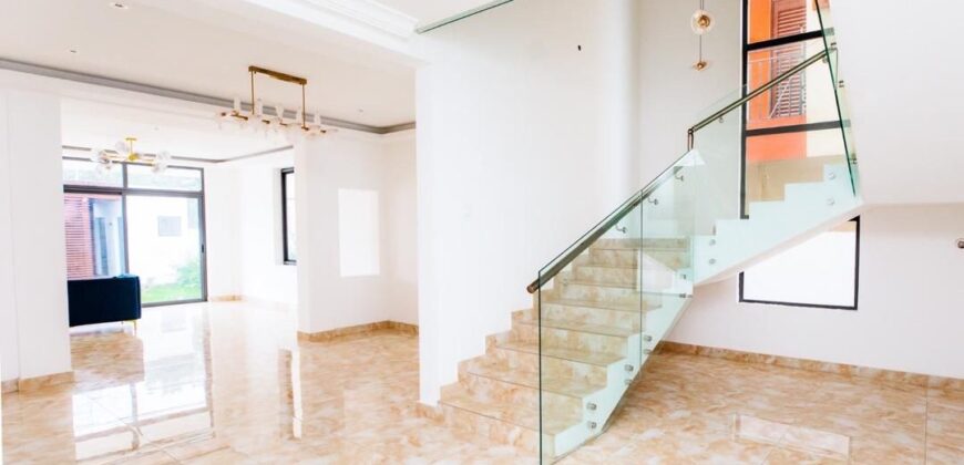 Executive 4-Bedroom Home in East Legon
