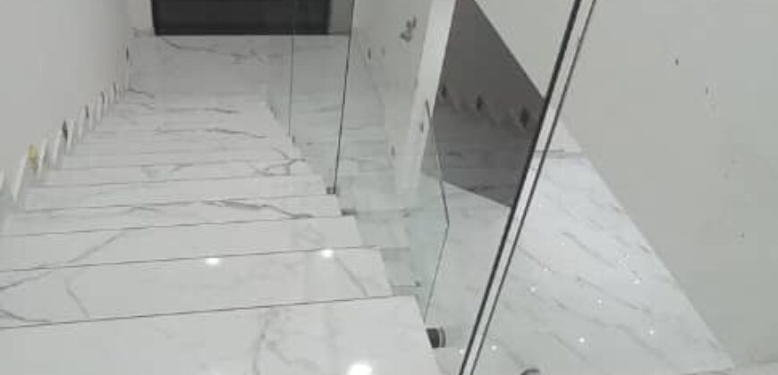 🏡 Executive 4-Bedroom House + Boys’ Quarters For Sale – School Junction, Accra