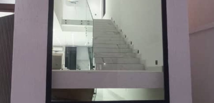 🏡 Executive 4-Bedroom House + Boys’ Quarters For Sale – School Junction, Accra