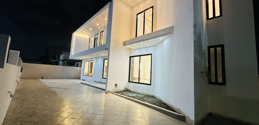 UNBELIEVABLE DEAL IN ACCRA! 🌟 Luxury x Affordability = This Mansion!