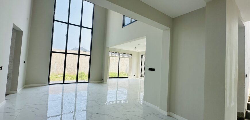 Exclusive 5-Bedroom House – Tseaddo (10 mins from the Airport)