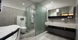 Elegant 5-Bedroom House for Sale – Spintex coastal