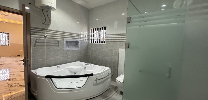 Elegant 5-Bedroom House for Sale – Spintex coastal