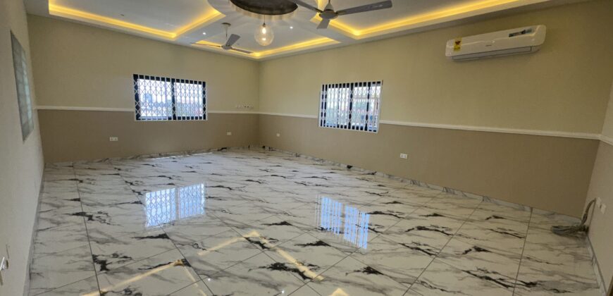 Elegant 5-Bedroom House for Sale – Spintex coastal