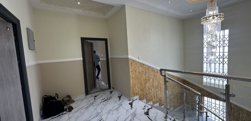 Elegant 5-Bedroom House for Sale – Spintex coastal