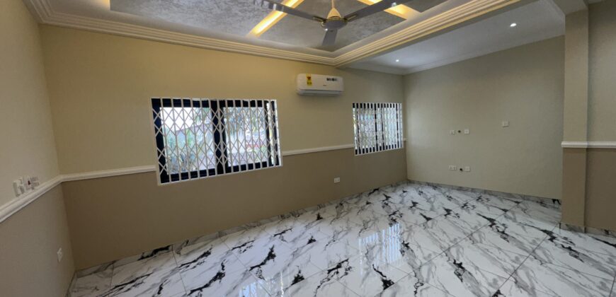 Elegant 5-Bedroom House for Sale – Spintex coastal