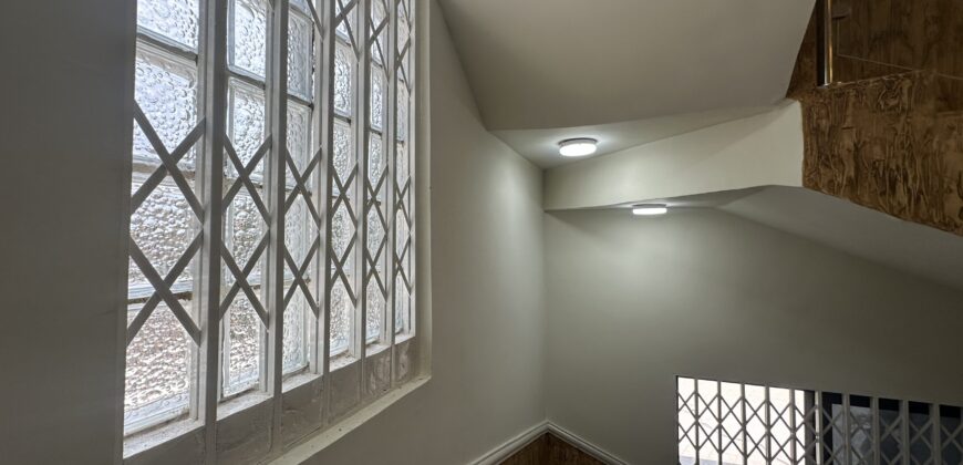 Elegant 5-Bedroom House for Sale – Spintex coastal