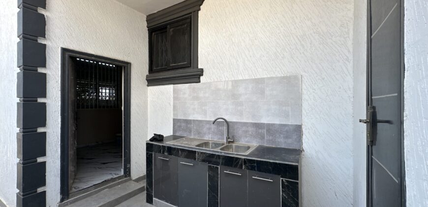 Elegant 5-Bedroom House for Sale – Spintex coastal