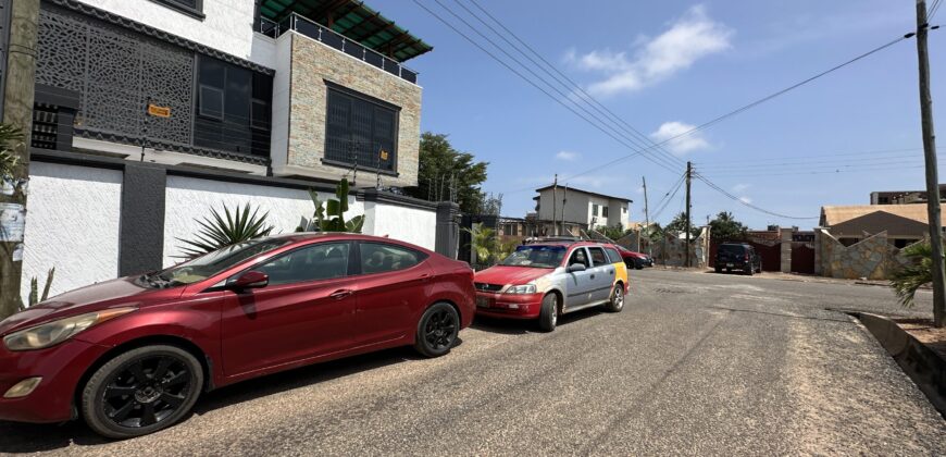 Elegant 5-Bedroom House for Sale – Spintex coastal