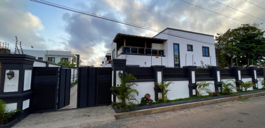 Stylish 3-Bedroom Townhouse with Boys’ Quarters & Rooftop Terrace – Tseaddo