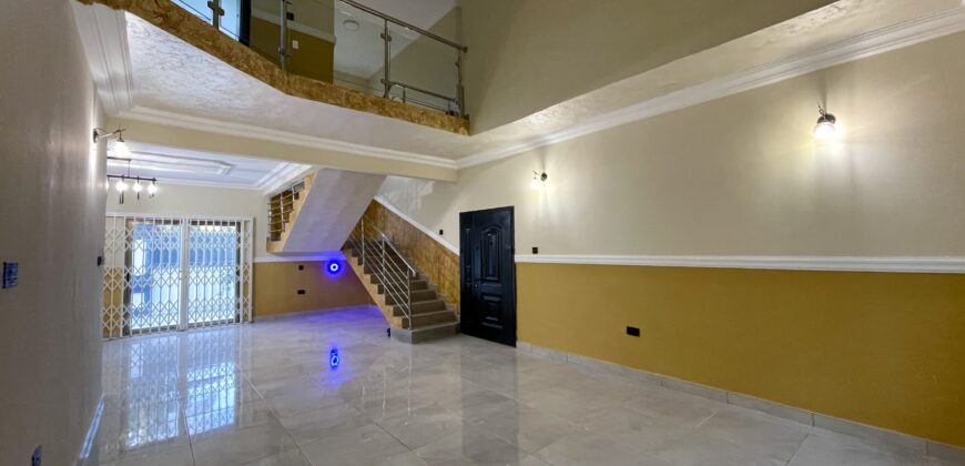 Stylish 3-Bedroom Townhouse with Boys’ Quarters & Rooftop Terrace – Tseaddo