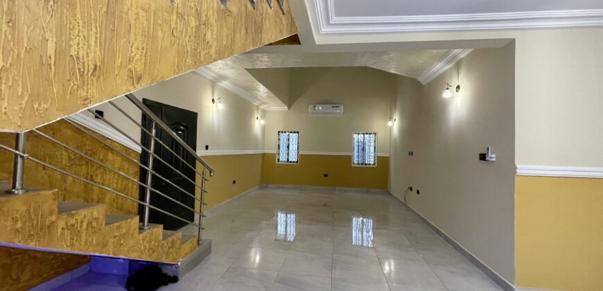 Stylish 3-Bedroom Townhouse with Boys’ Quarters & Rooftop Terrace – Tseaddo