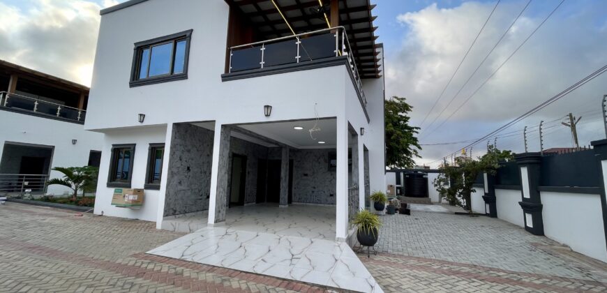 Stylish 3-Bedroom Townhouse with Boys’ Quarters & Rooftop Terrace – Tseaddo