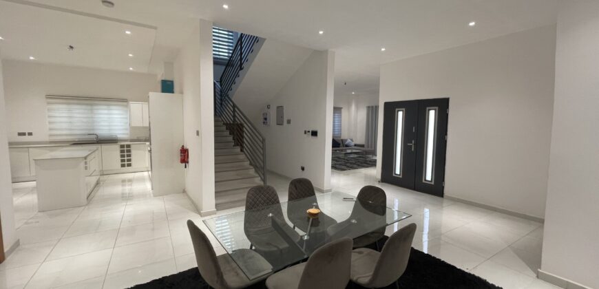 4-Bedroom House with Boys’ Quarters & Swimming Pool – For Sale at East Legon Hills