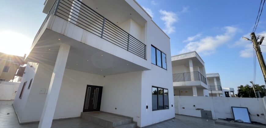 4-Bedroom House with Boys’ Quarters & Swimming Pool – For Sale at East Legon Hills