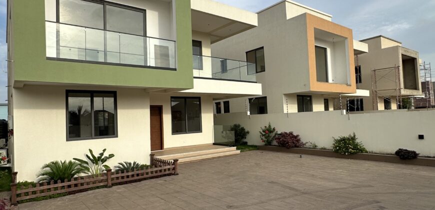 🌟 Stunning Modern 4-Bedroom Home for Sale – West Trasacco, Accra
