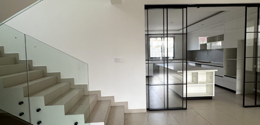 🌟 Stunning Modern 4-Bedroom Home for Sale – West Trasacco, Accra