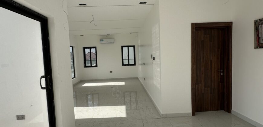 🏡Modern 4-Bedroom Home for Sale – ARS, Accra