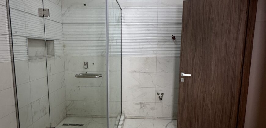 🏡 5-Bedroom Luxury Home with Penthouse – East Legon, Accra