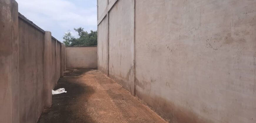 🏭 PROPERTY FOR SALE – WAREHOUSE WITH OFFICES📍 Katamanso (Ashaiman)