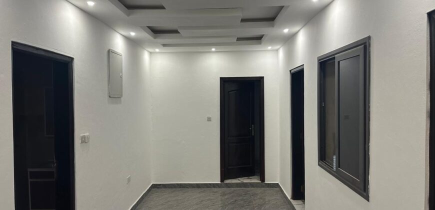 🏡 5-Bedroom House for Rent – Achimota