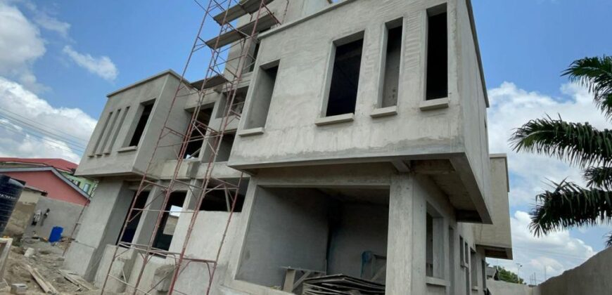 🏡 5-Bedroom Luxury Home – Kasoa American Down